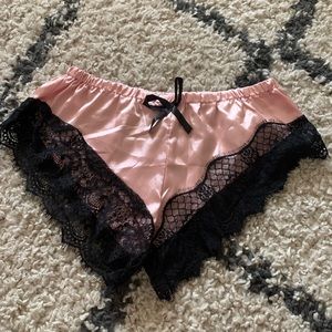 Sexy silk shorts (set of 2)